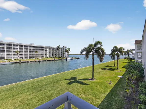 111 Shore Ct APT 205, North Palm Beach, FL 33408