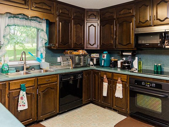 5th image of 3600 Shen Lake Dr