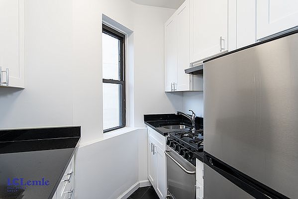 1st image of 218 E 81st St #3RE
