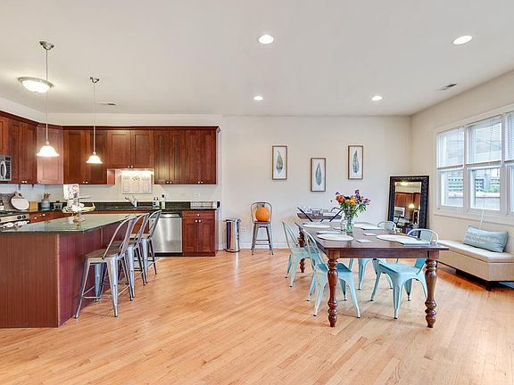 4th image of 1438 W Belmont Ave #2YH