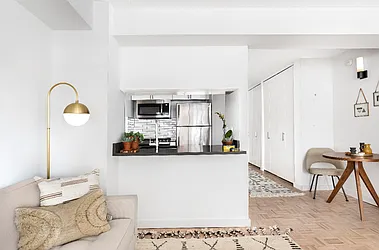 Rented by Pinnacle City Living