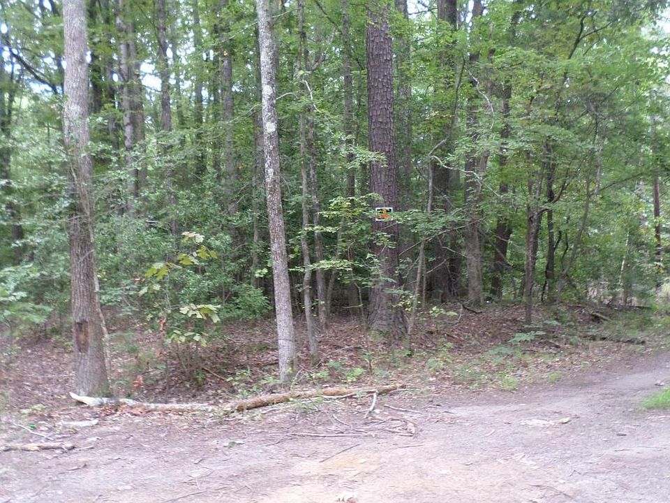 1st image of 28 Lilly Way