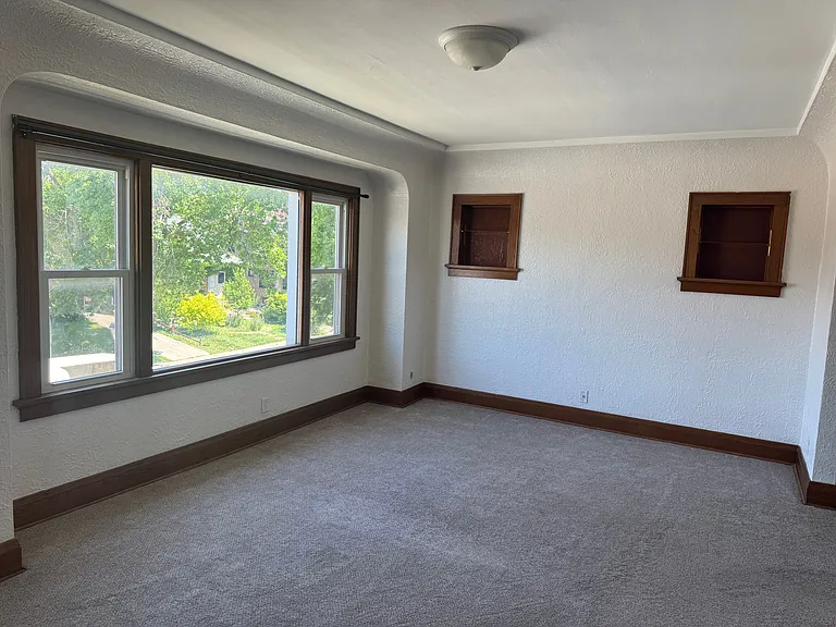 1811 E Menlo Blvd #2 — Photo 5
