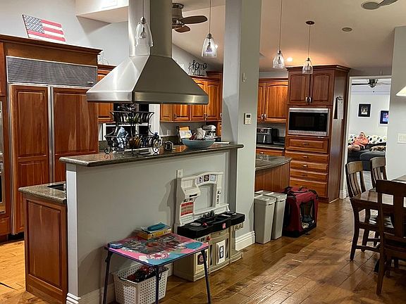 5th image of 3423 Aldford Dr