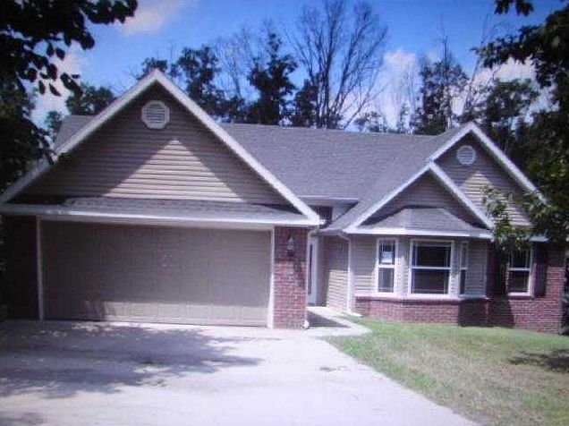 1st image of 7 Kyle Ln