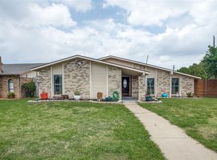 5644 Twitty St, The Colony, TX 75056