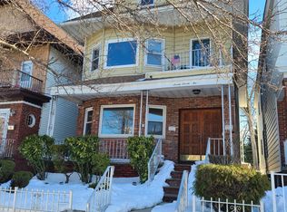 772 Kennedy Blvd #2, Bayonne, NJ 07002