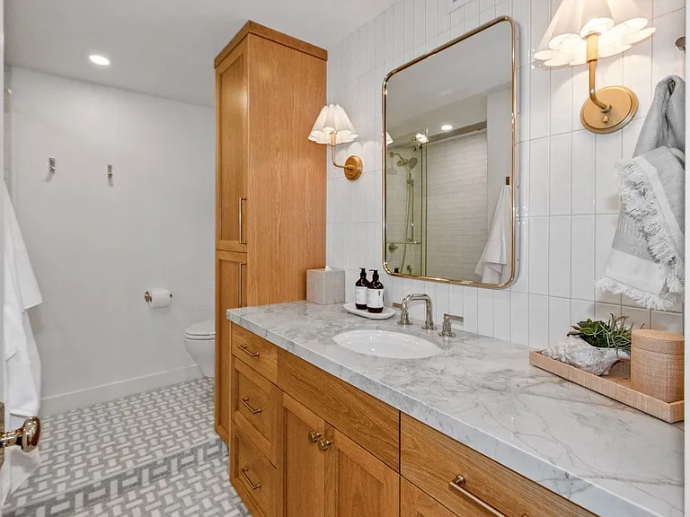1710 Avenida Del Mundo #803 — Photo 27