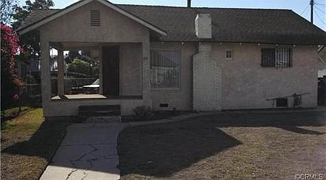 2nd image of 158 W 85th Pl