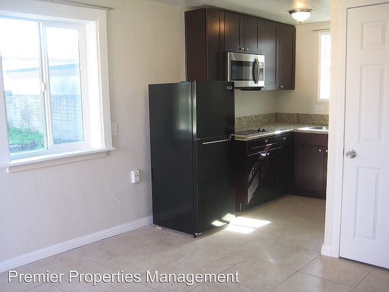 1st image of 535 Palm Ave