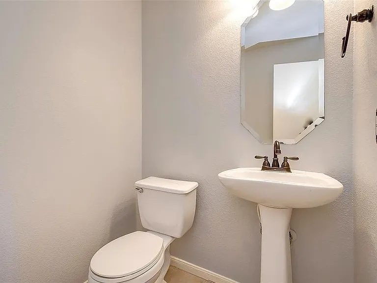 6707 Wild Pecan Trl — Photo 14