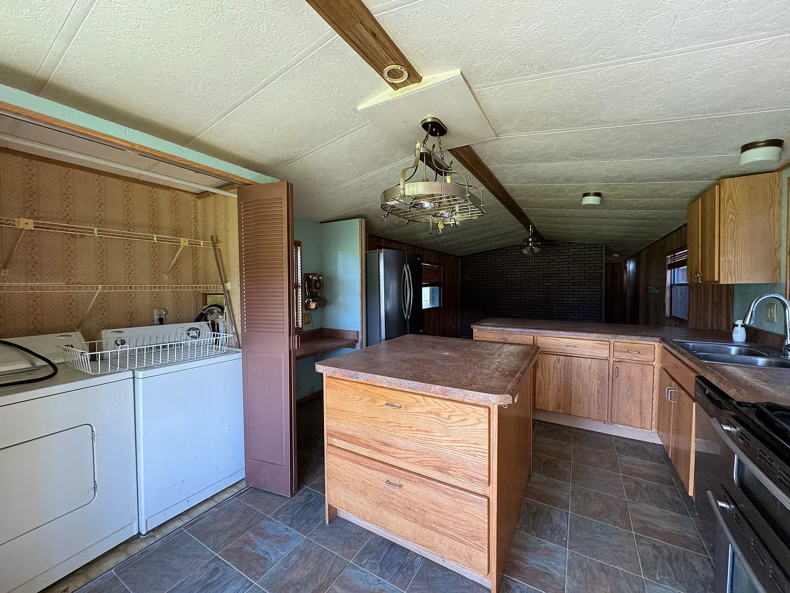 2 bed, 720 sqft, $1,000 — Photo 4