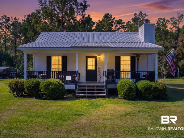 60998 Seales Rd, Stockton, AL 36579