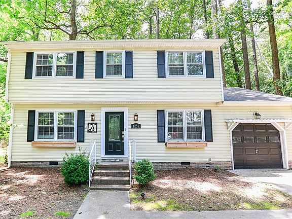 3rd image of 1257 Moyer Rd