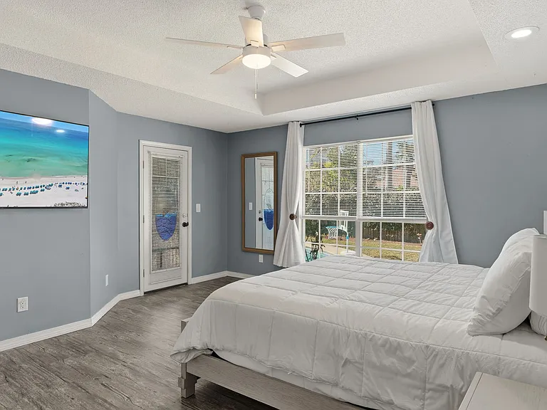 329 Sailfish Cir — Photo 11