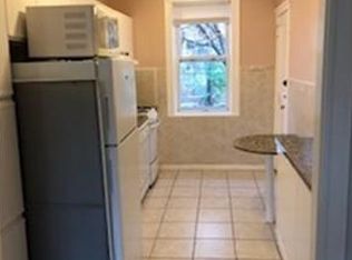 181 Kent St #1, Brookline, MA 02446