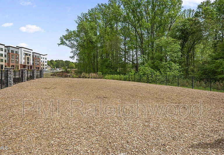 1838 Woodall Crest Dr — Photo 37