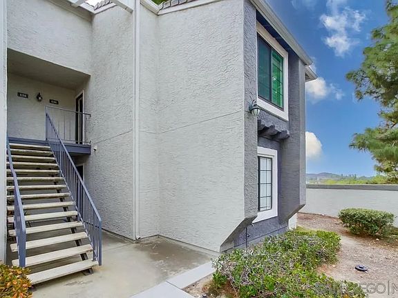 3rd image of 14918 Avenida Venusto Unit 136