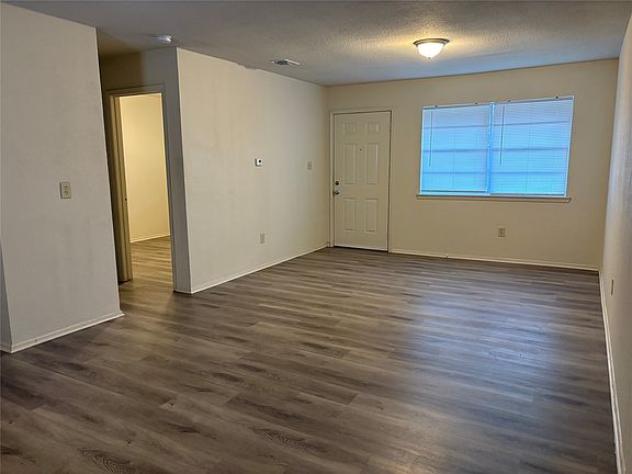 5th image of 1836 Coral Rd