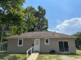 515 6th St, Lacon, IL 61540