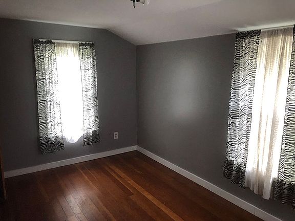 4th image of 51 Downer St