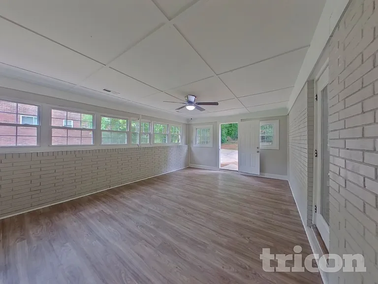 7511 Monroe Rd — Photo 16