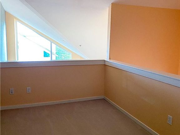 4th image of 15235 NE 81st Way Unit 103