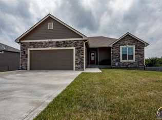 8009 SW 28th Cir, Topeka, KS 66614