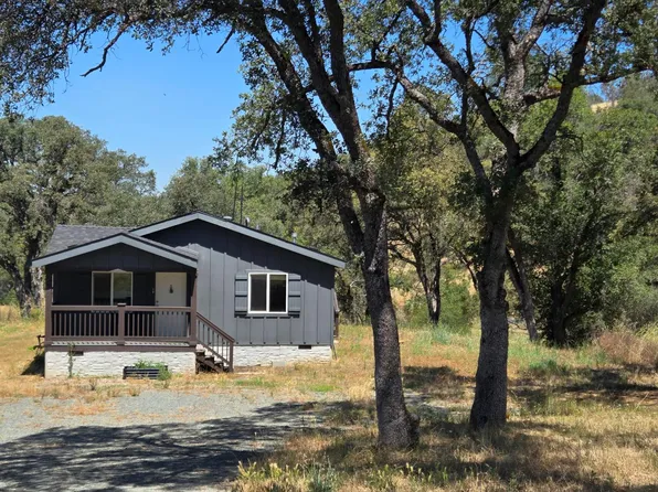 22560 Ladan Ln, Grass Valley, CA 95949