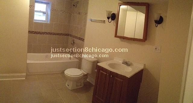 2nd image of 7938 S Langley Ave #G