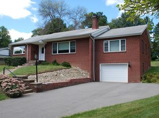 172 S 3rd Ave, Clarion, PA 16214