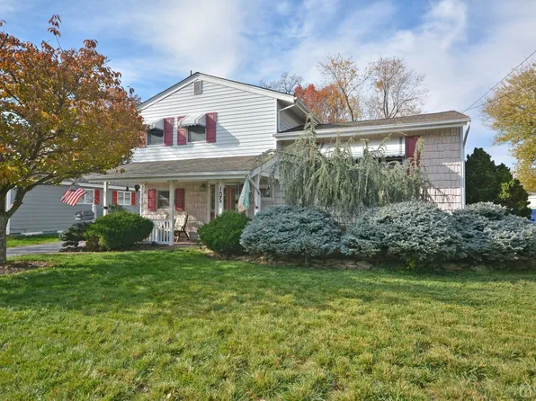 105 Brentwood Rd, Raritan, NJ 08869