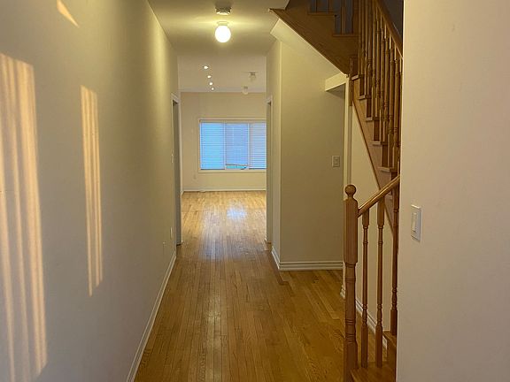 3rd image of 70 Aspen Hills Rd