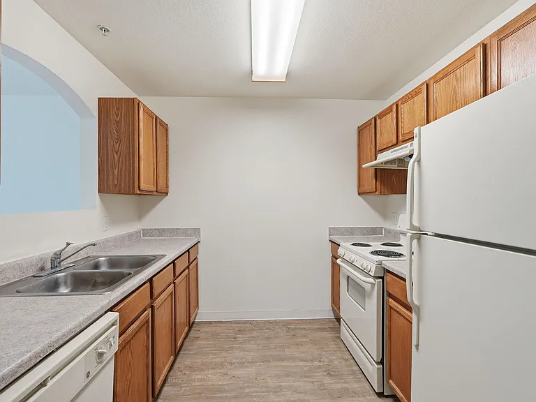 Granite Creek Apartments — Photo 75