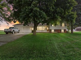 W7148 County Road V, Lake Mills, WI 53551