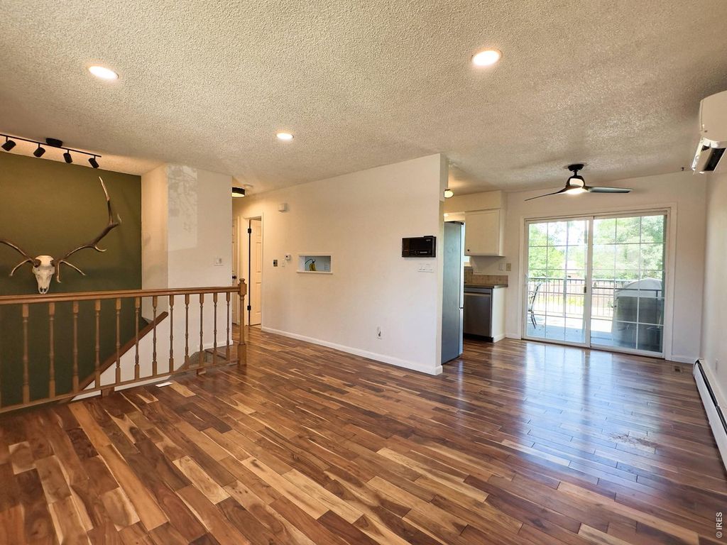 1205 Sycamore Dr