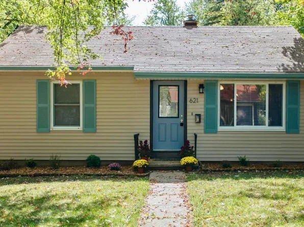 621 W Hodge Ave, Lansing, MI 48910