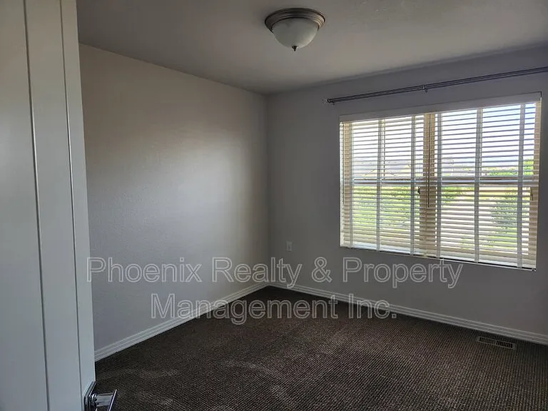 589 Gallegos Cir — Photo 20