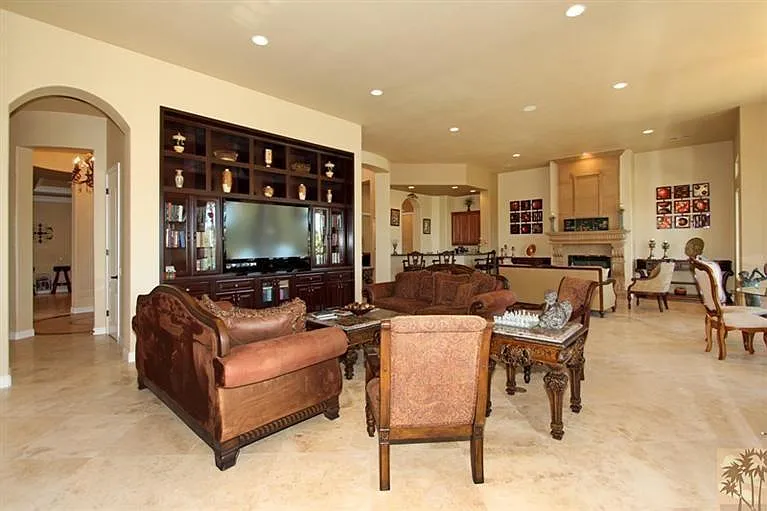 51016 Marbella Ct — Photo 10