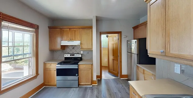 21 Alpine St #2A