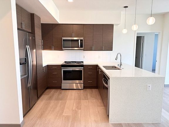 3rd image of 3534 5th Ave APT 616