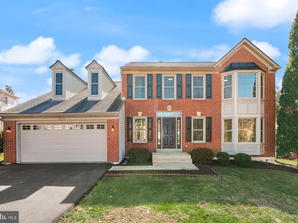14379 Round Lick Ln, Centreville, VA 20120