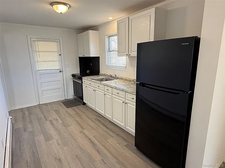 21 Sherwood Dr — Photo 8