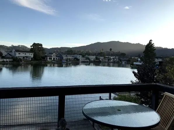 (undisclosed Address), Larkspur, CA 94939