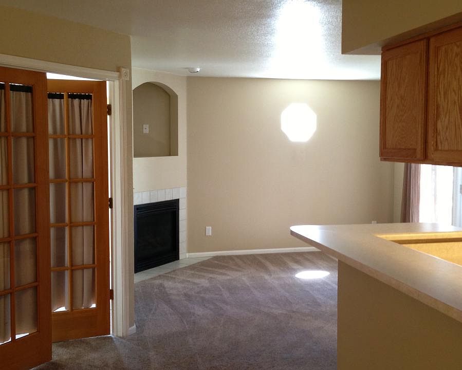 1st image of 2551 W 24th St APT B5