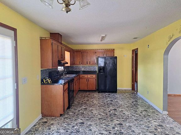 3rd image of 37 Faison St