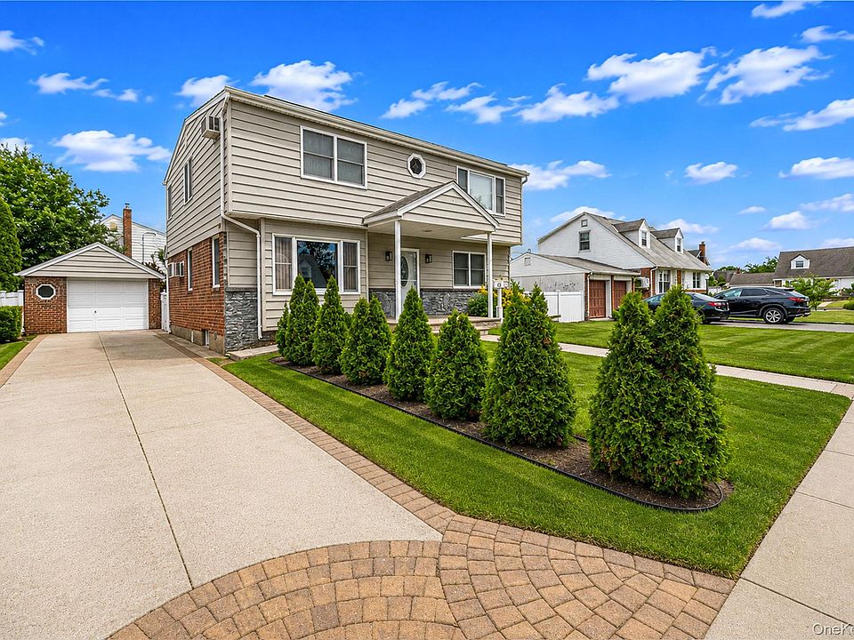 1st image of 67 Douglas Drive