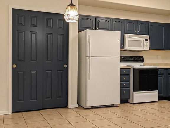 5th image of 11045 Huron St #0