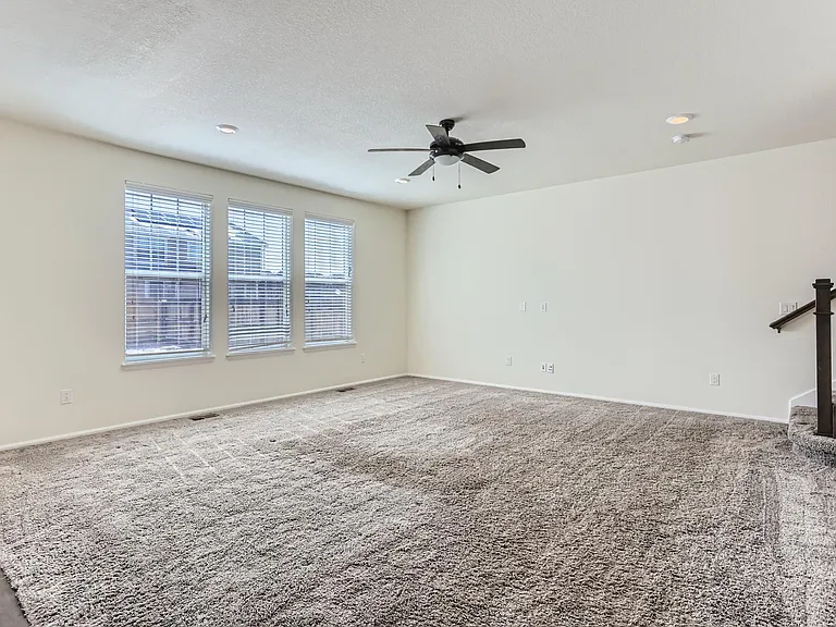 14980 Vienna Cir — Photo 7