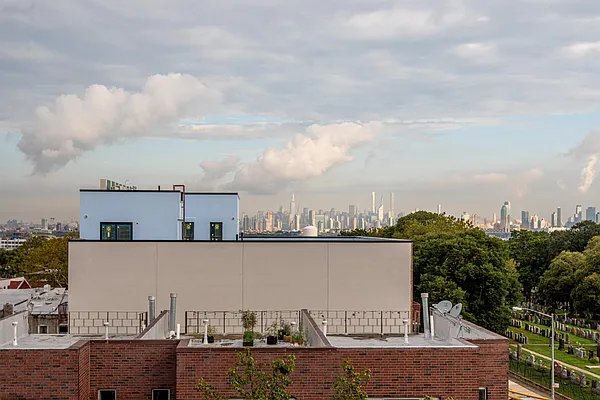 Rented by Brooklyn Group | media 10